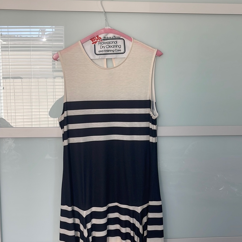 Black and cream geometrical dress